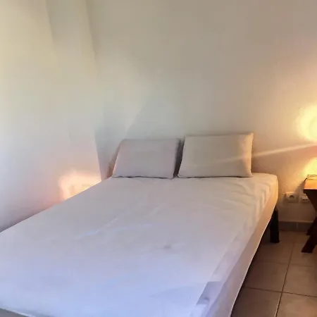 Pavillon Pour 4 Personnes Dans Résidence Avec Piscine Casa vacanze *